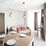 Zenitude Hotel-residences Centre 4*