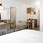 Zenitude Hotel-residences Centre Aparthotel Narbonne