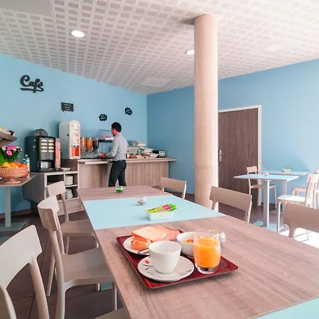 Ξενοδοχείο με διαμερίσματα Zenitude Hotel-residences Centre Ναρμπόν