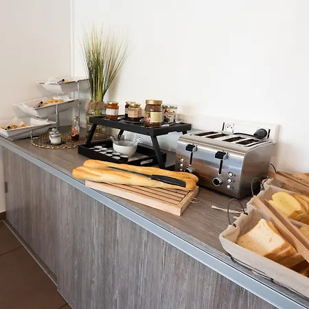 Апарт-отель Zenitude Hotel-residences Centre 4*