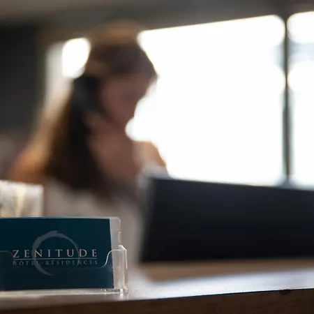 Zenitude Hotel-residences Centre 4*