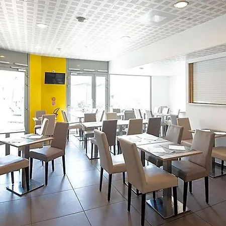 アパートホテル Zenitude Hotel-residences Centre ナルボンヌ