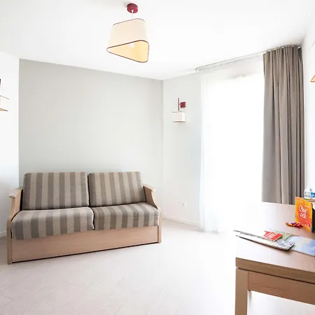 Appart hôtel Zenitude Hôtel-résidences Centre 4*