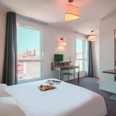 Ξενοδοχείο με διαμερίσματα Zenitude Hotel-residences Centre 4*