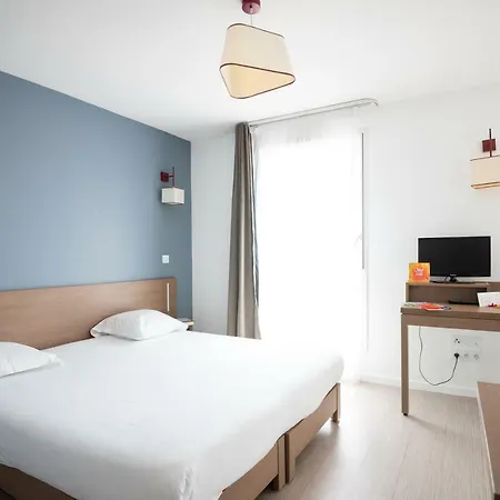 Zenitude Hotel-residences Centre Нарбонна
