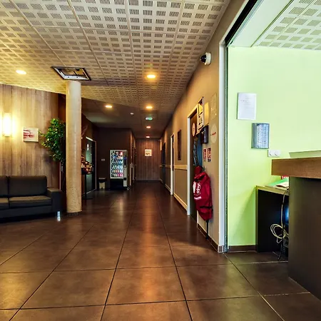 Ξενοδοχείο με διαμερίσματα Zenitude Hotel-residences Centre Ναρμπόν