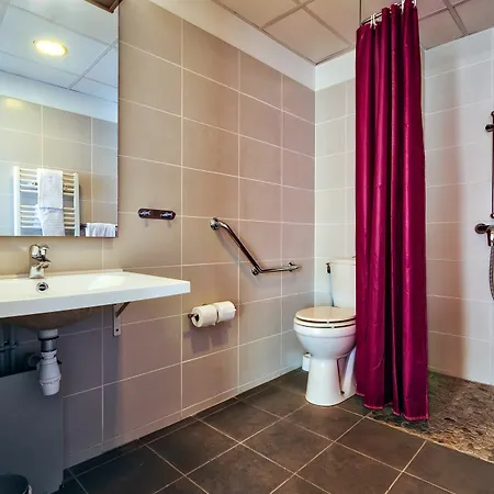 Zenitude Hotel-residences Centre 4* Нарбонна
