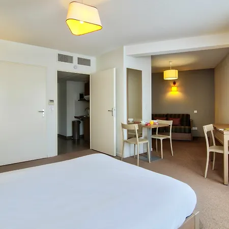 Zenitude Hotel-residences Centre Apartmanhotel Narbonne