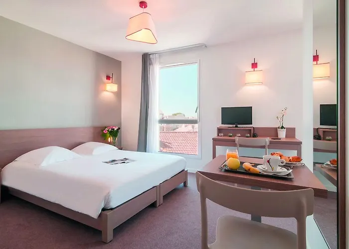 Zenitude Hotel-residences Centre Apart Otel