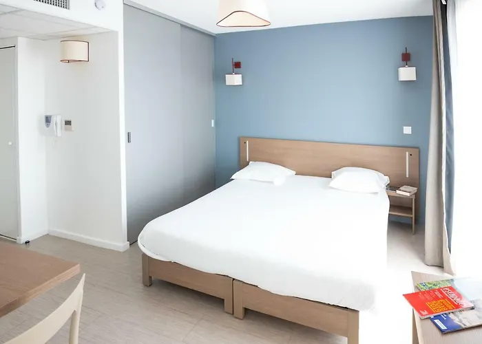 Zenitude Hotel-residences Centre Apart Otel